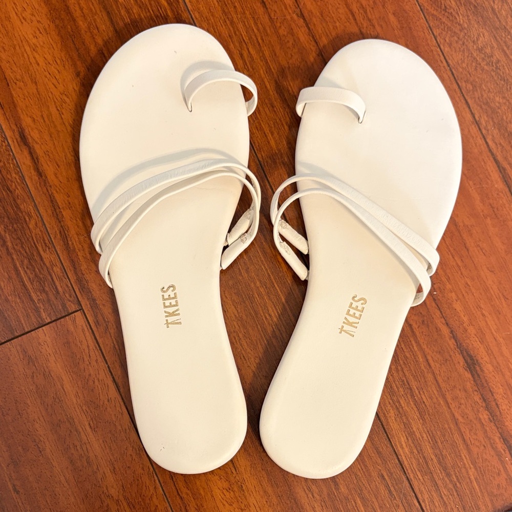 TKEES Women's White Lea Sandals